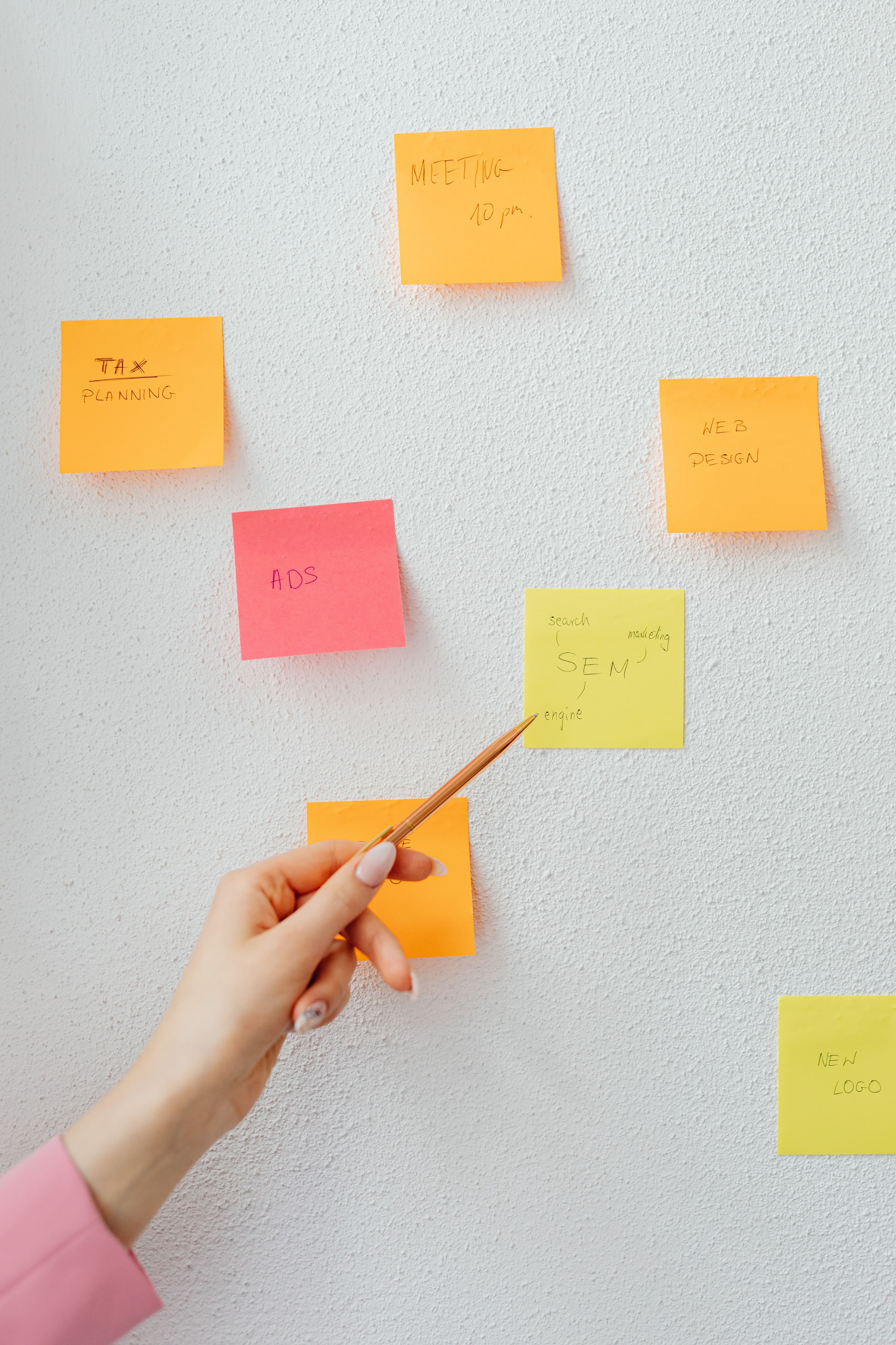 Brainstorm and plan on a real collaborative canvas